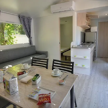 Кемпинг Mobilhome La Carabasse *
